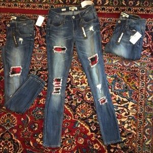 NWT Dollhouse jeans